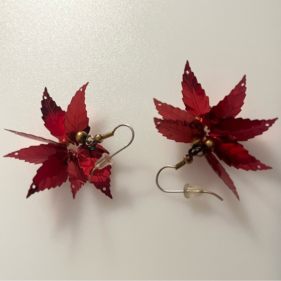 Foil Leaf Poinsettia Dangle Earrings Christmas Holiday Earrings - Picture 8 of 16